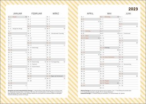 Pusheen 17-Monats-Kalenderbuch A5 2022/2023. Praktischer Schüler-Kalender mit flexiblen Einband und Lesebändchen. Kinder-Buchkalender mit niedlichen Katzen-Cartoons