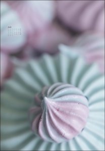 Pastel Dreams Posterkalender 2024. Fotokalender in zarten Farben. Hochwertiger Kalender im Großformat voller Traumwelten, Stillleben und Detailaufnahmen.