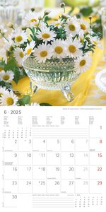 Blumen 2025 - Broschürenkalender 30x30 cm (30x60 geöffnet) - Kalender mit Platz für Notizen - Wandkalender - Wandplaner - Blumenkalender