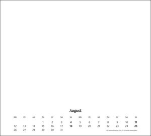 Bastelkalender 2024 silber. Weiße Innenseiten in einem Blanko-Kalender zum Basteln. Eigene Fotos auswählen und verzieren - auch perfekt zum Verschenken!