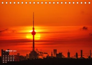 Ein Jahr Fernsehturm Berlin (Tischkalender 2023 DIN A5 quer)