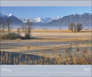 Alpen im Licht Kalender 2023. Reise-Kalender mit 12 atemberaubenden Fotografien der Alpen. Großer Foto-Wandkalender 2023 XXL. 55x46 cm. Querformat.