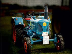 CALVENDO Puzzle Traktor Oldtimer Lanz Bulldog 2000 Teile Puzzle quer