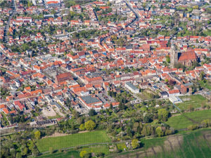 CALVENDO Puzzle Stadtzentrum Jüterbog (Luftbild) 1000 Teile Puzzle quer