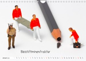 Uhraufzieher ... und andere Mini-Welten (Wandkalender 2023 DIN A4 quer)