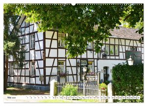 Fachwerkhäuser - Historische Gebäude rund um Simmerath (Wandkalender 2024 DIN A2 quer), CALVENDO Monatskalender