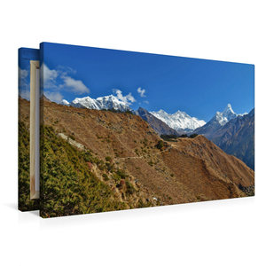 Premium Textil-Leinwand 90 cm x 60 cm quer Blick auf den Mount Everest, Lhotse und Ama Dablam auf dem Weg nach Khumjung