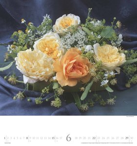 N NEUMANNVERLAGE - Bouquets 2025 Fotokunst-Kalender, 45x48cm, Wandkalender mit zwölf bezaubernden Blumenbouquets, liebevolle Blumensträuße, Spiralbindung und internationales Kalendarium