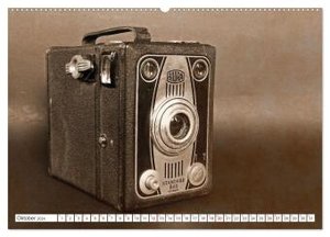 Fotokameras - alt und schön (Wandkalender 2024 DIN A2 quer), CALVENDO Monatskalender