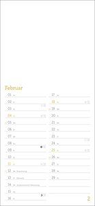 Kalender zum Selbstgestalten 2024. Blanko-Kalender zum Basteln mit extra Titelblatt für Ihr persönliches Kalender-Kunstwerk. Foto- und Bastelkalender 2024. 16 x 34 cm.