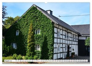 Fachwerkhäuser - Historische Gebäude rund um Simmerath (Wandkalender 2024 DIN A2 quer), CALVENDO Monatskalender