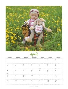 Käthe Kruse Puppen. Fotokalender 2023 mit Nostalgie-Faktor. Jahres-Wandkalender mit 12 Fotos für Sammler und Puppenliebhaber. 30x39cm. Hochformat.
