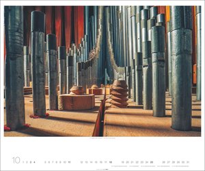 Architecture in Music Kalender 2026 - Musikinstrumente von innen