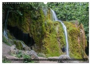 Wasserfälle der Welt 2024 (Wandkalender 2024 DIN A3 quer), CALVENDO Monatskalender