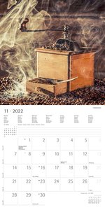 Kaffeegenuss 2022 - Broschürenkalender 30x30 cm (30x60 geöffnet) - Kalender mit Platz für Notizen - Bildkalender - Wandplaner - Alpha Edition