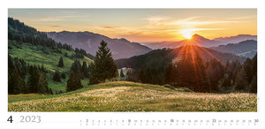 Alpenpanorama Kalender 2023. Die Berge der Schweiz, Deutschlands und Österreichs in einem Großformat-Kalender. Atemberaubende Ausblicke in einem großen Wandkalender.