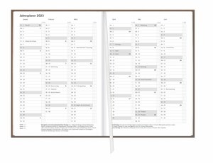 Terminer A5 2023. Sand-farbener Terminkalender mit hochwertigem Leineneinband. Wochenplaner mit Zitaten und Lesebändchen. Taschenkalender 2023 zum Planen von Terminen