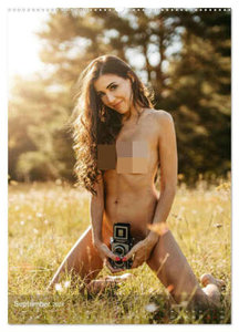 Erotic Girls - Jenny Nadine Christina (Wandkalender 2024 DIN A2 hoch), CALVENDO Monatskalender