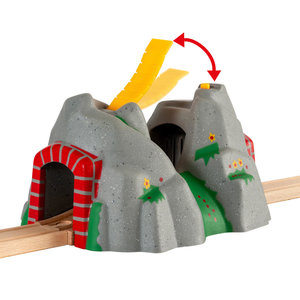 BRIO World 33481 Magischer Tunnel – Eisenbahnzubehör für die BRIO Holzeisenbahn – Kleinkinderspielzeug mit Effekten empfohlen für Kinder ab 3 Jahren