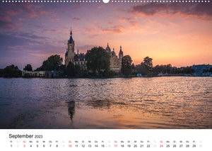 Schweriner Märchenschloss (Wandkalender 2023 DIN A2 quer)