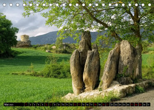 Dolmen und Menhire - Megalithkultur in Europa (Tischkalender 2023 DIN A5 quer)