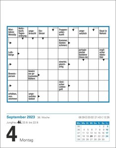 Kreuzworträtsel Tagesabreißkalender 2023. Kleiner Tischkalender mit täglichem Rätselspaß. Kalender zum Aufstellen im Kleinformat für Liebhaber aller gängigen Kreuzworträtsel.