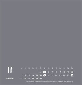 Bastelkalender 2024 anthrazit mittel. Blanko-Kalender zum Basteln mit extra Titelblatt für eine persönliche Gestaltung. Foto- und Bastelkalender 2024. Format 21 x 22 cm.