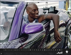 Fast & Furious Posterkalender 2023. Die coolsten Filmszenen und Plakate in einem Kalender Großformat. Schnelle Autos in einem großen Wandkalender - ein Muss für alle Fans der Filmreihe!