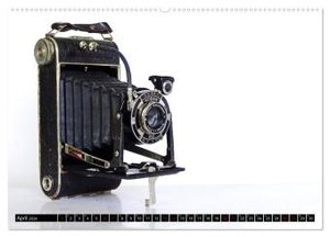 Alte Fotoapparate - Kameras von Kodak der Jahre 1905 bis 1977 (Wandkalender 2024 DIN A2 quer), CALVENDO Monatskalender