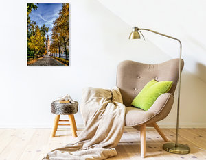 Premium Textil-Leinwand 50 cm x 75 cm hoch Der Leipziger Turm im Herbst