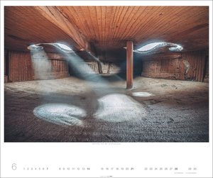 Architecture in Music Kalender 2026 - Musikinstrumente von innen