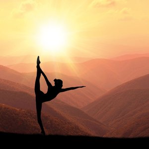 Yoga Surya Namaskara 2022