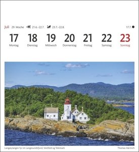 Norwegen Sehnsuchtskalender 2023. Urlaubsträume in einem Tischkalender im Postkartenformat. Jede Woche tolle Eindrücke verpackt in einen kleinen Foto-Kalender. Auch zum Aufhängen.