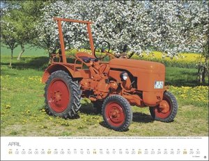Traktoren Posterkalender 2024. Exklusiver Wandkalender mit 12 beeindruckenden Traktoren. Hochwertiger Foto-Kalender 2024. Von Lanz über Porsche bis John Deere. 44 x 34 cm.