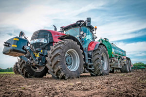 Premium Textil-Leinwand 75 cm x 50 cm quer Traktoren - Giganten in der Landwirtschaft