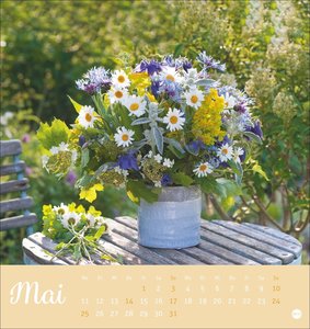 Herzliche Blumengrüße Postkartenkalender 2026