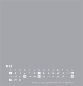 Bastelkalender 2023 Premium silbergrau mittel. Blanko-Kalender zum Basteln mit extra Titelblatt für eine persönliche Gestaltung. Foto- und Bastelkalender 2023.