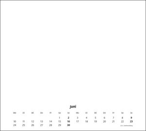Bastelkalender 2024 silber. Weiße Innenseiten in einem Blanko-Kalender zum Basteln. Eigene Fotos auswählen und verzieren - auch perfekt zum Verschenken!