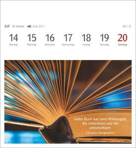 Die Welt der Bücher Postkartenkalender 2025