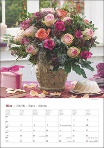 Rosenpracht Kalender 2024. Wandkalender mit 12 prachtvollen Fotos der schönsten Rosen. Dekorativer Bild-Kalender mit Platz für Termine und Notizen.