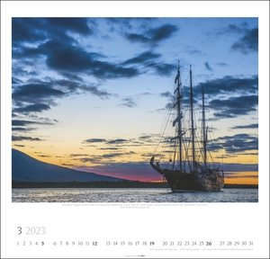 Tall Ships Kalender 2023. Großartige Fotos majestätischer Segelschiffe in einem großen Wandkalender. Das Querformat bringt die Windjammer in diesem großen Kalender perfekt zur Geltung.