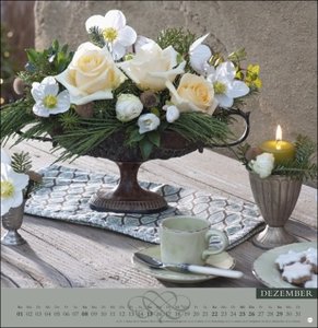 Rosenduftkalender 2024. Duftender Posterkalender für die Wand mit 12 prachtvollen Fotos der schönsten Rosen. Dekorativer Wandkalender mit Tipps und Rezepten.