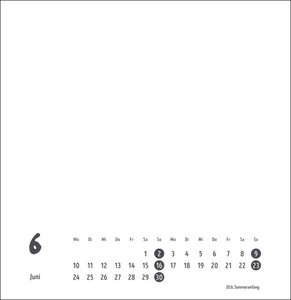 Bastelkalender 2024 weiß groß. Blanko-Kalender zum Basteln mit extra Titelblatt für eine persönliche Gestaltung. Foto- und Bastelkalender 2024. Format 32 x 33 cm.