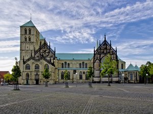 CALVENDO Puzzle Münster - Der St. Paulus-Dom ist in seiner heutigen Gestalt ein Werk des 13. Jahrhunderts 1000 Teile Puzzle quer