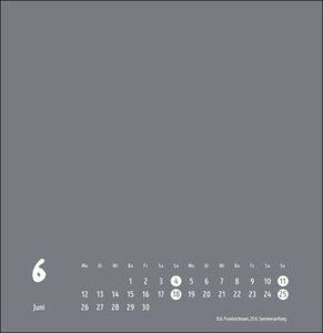Bastelkalender 2023 anthrazit groß. Blanko-Kalender zum Basteln und selbst gestalten mit extra Titelblatt für eine persönliche Gestaltung. Foto- und Bastelkalender 2023. Format 32x33 cm