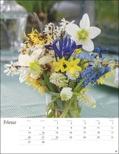 Bunter Blütenzauber Posterkalender 2023. Wandkalender mit 12 wunderschönen Blumensträußen. Dekorativer Foto-Kalender für das Jahr. 44x34 cm. Hochformat mit Spiralbindung