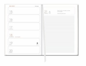 Lady Terminkalender A6 Kalender 2023. Liebevoll gestalteter Taschenkalender mit Zitaten und Kunstwerken. Praktischer Buchkalender A5 2023 mit viel Raum für Notizen.
